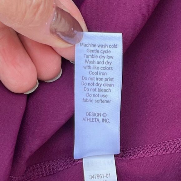 Athleta Women's Purple High Rise Laser Cut Mesh Sonar Capri Leggings Plus 1X - Picture 8 of 12